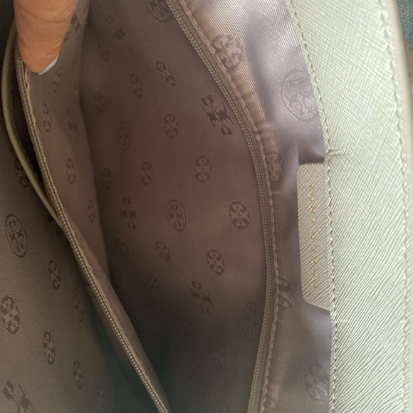 Tory Burch Extra Large Tote. Like New! - Picture 11 of 15
